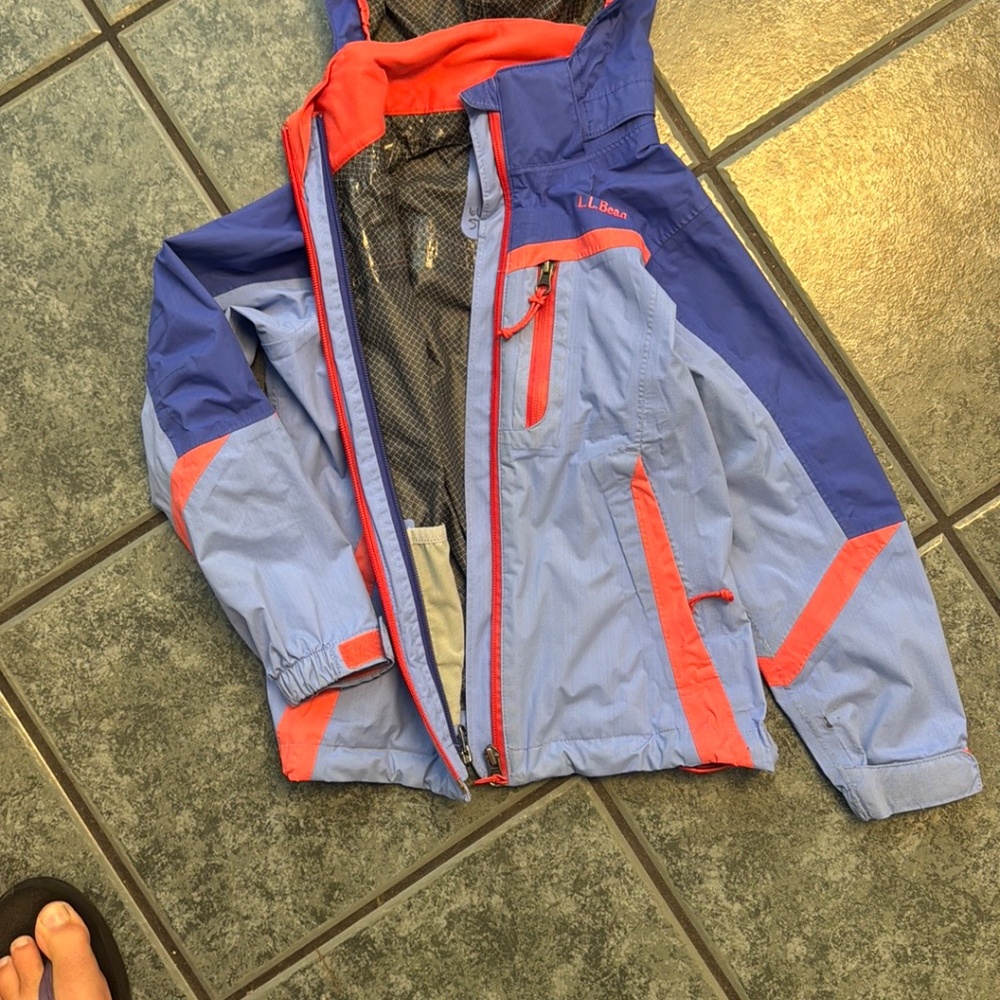 LL bean waterproof Shell rain coat windproof size 5-6 outdoor play